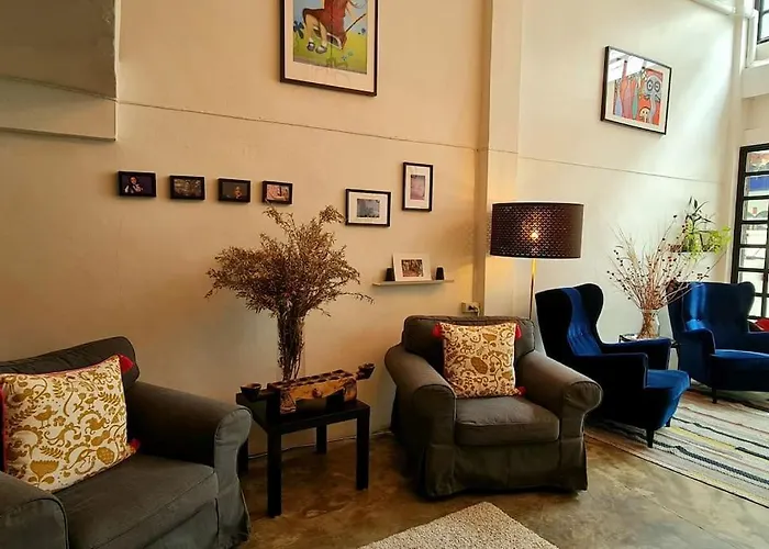 Beautiful 5 Story Family House