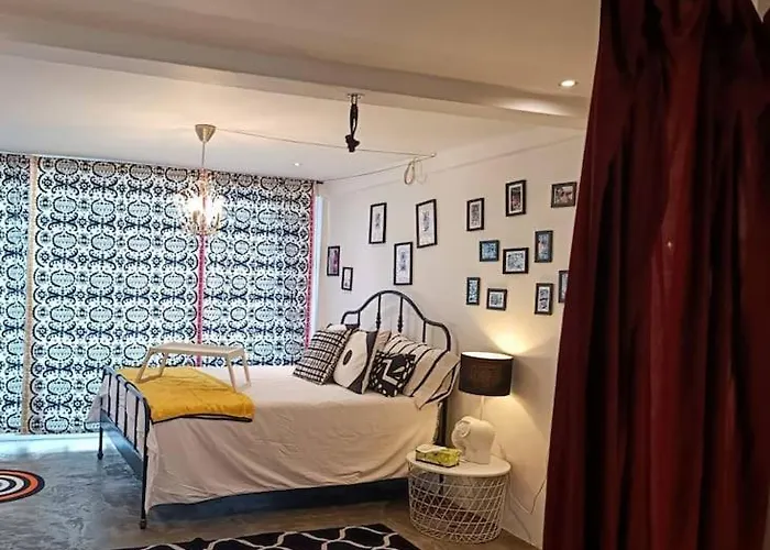 Beautiful 5 Story Family House