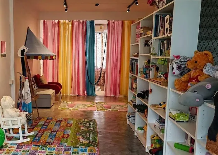 Beautiful 5 Story Family House Bangkok